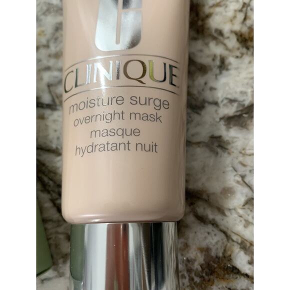 Clinique Moisture Surge Overnight Mask 3.4oz Full Size rv44 - Picture 2 of 4